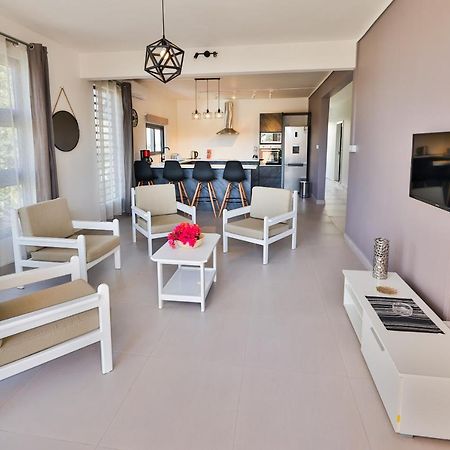 Oceanbreeze Apartments Mont Choisy Exterior foto